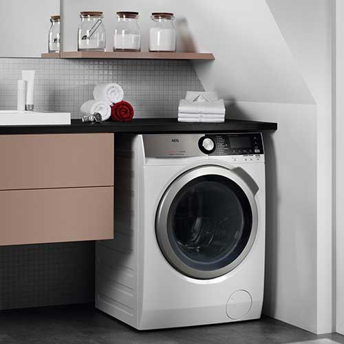 AEG L8WEC166R washer-dryer